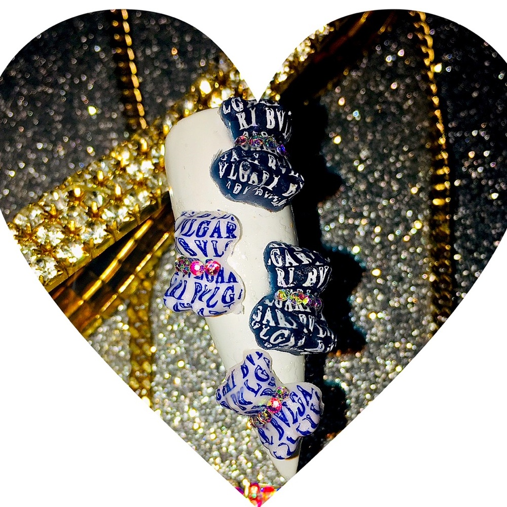 “ROYALTY” CHARMS
